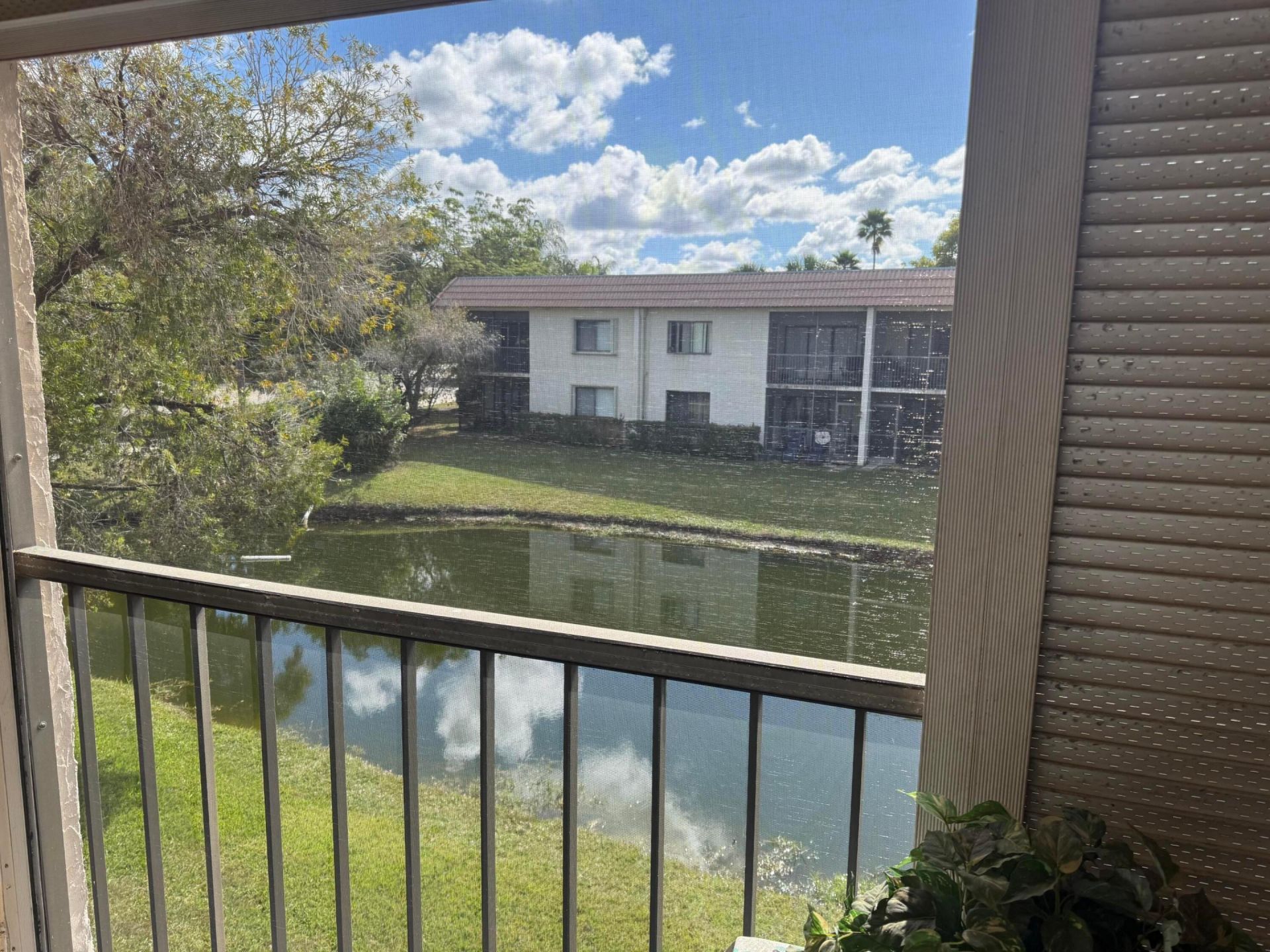 399 Lakeview Drive, Unit 202, Weston, FL 33326 Photo