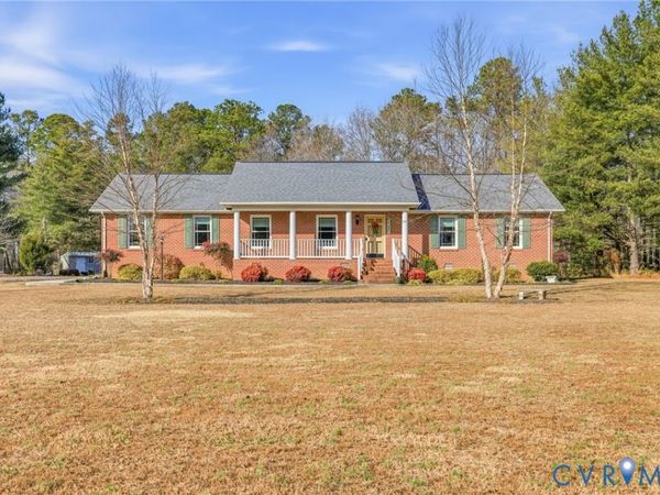 6606 W Quaker Road, Disputanta, VA 23842