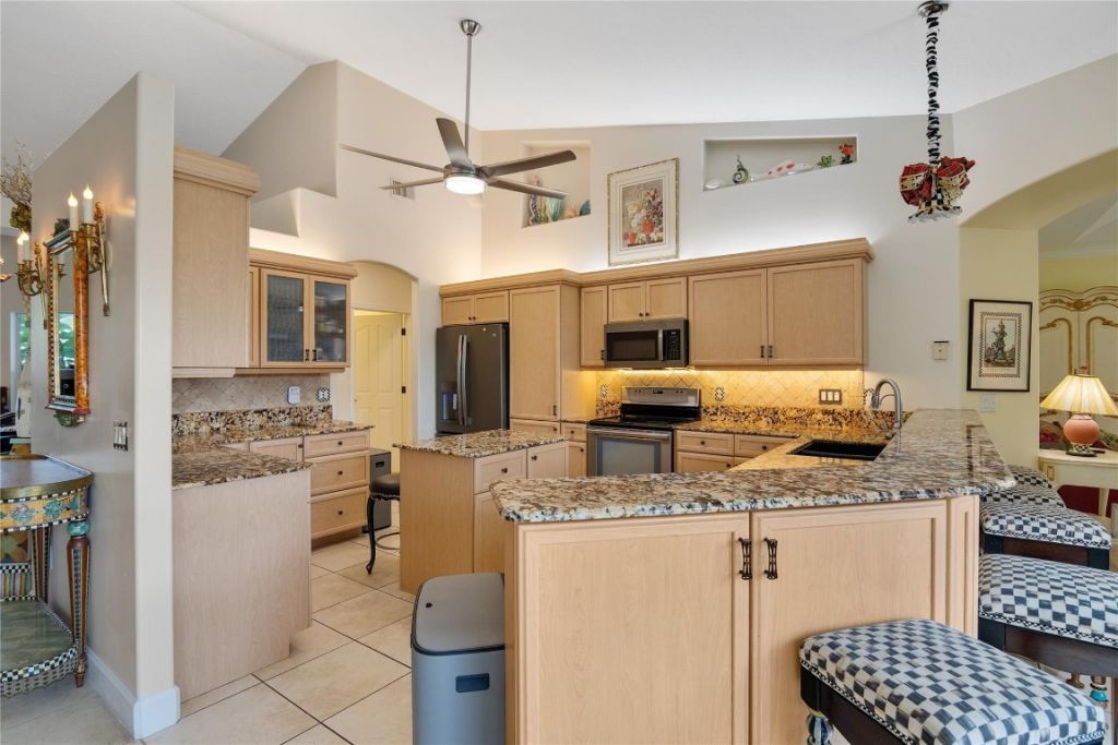 460 NE Cornwall Ave, Port Saint Lucie, FL 34983 Photo