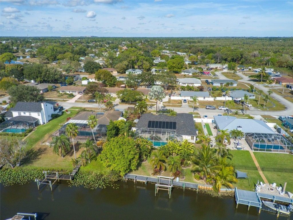 460 NE Cornwall Ave, Port Saint Lucie, FL 34983 Photo