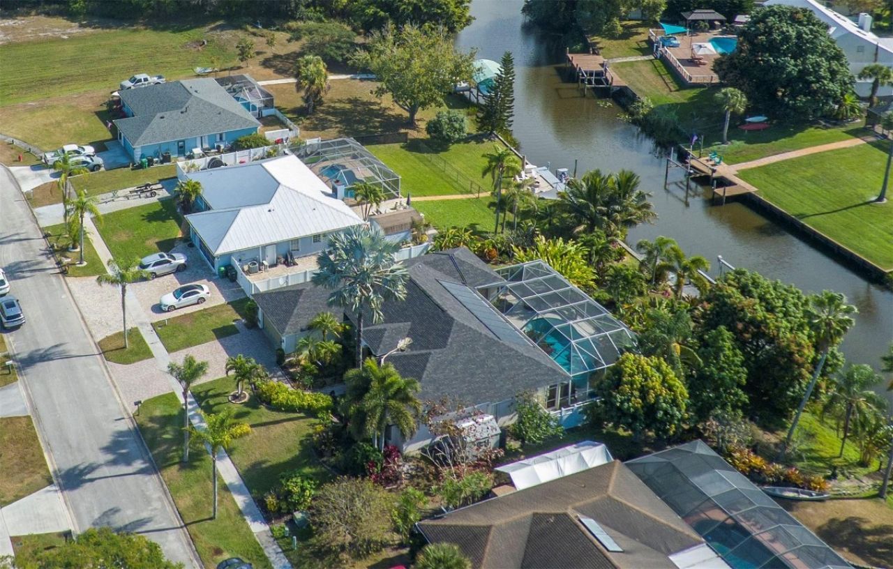 460 NE Cornwall Ave, Port Saint Lucie, FL 34983 Photo