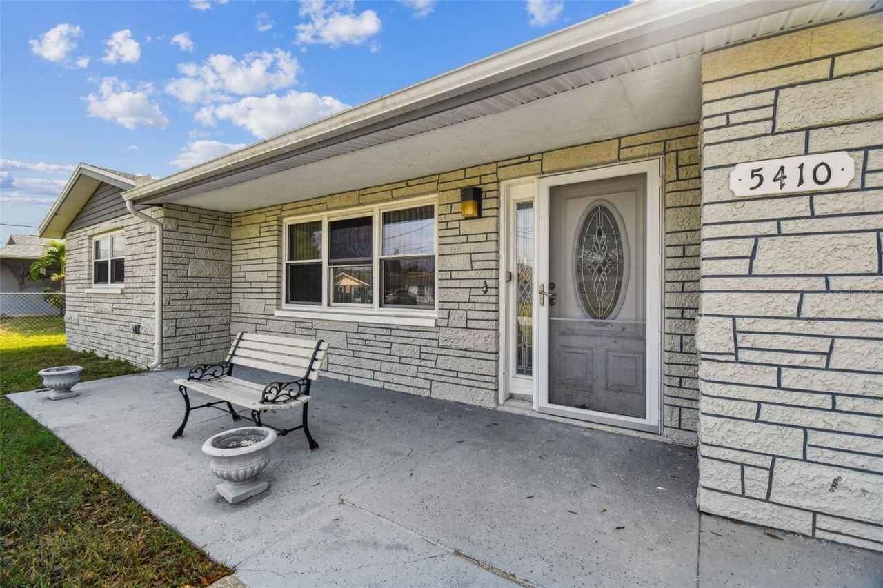 5410 Quist Drive, Port Richey, FL 34668 Photo