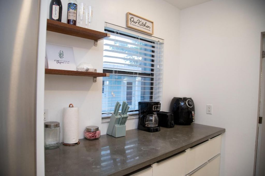 916 W Drew Street, Lantana, FL 33462 Photo