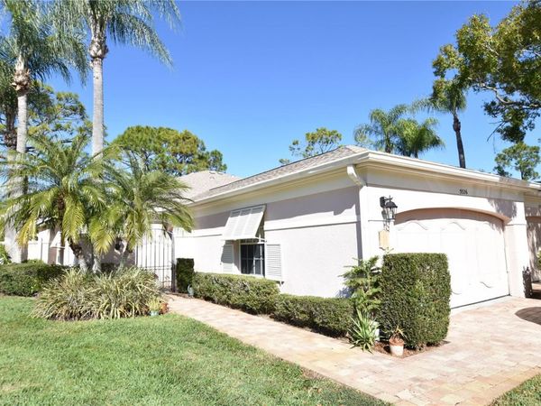 5526 CHANTECLAIRE, Unit 31, SARASOTA, FL 34235