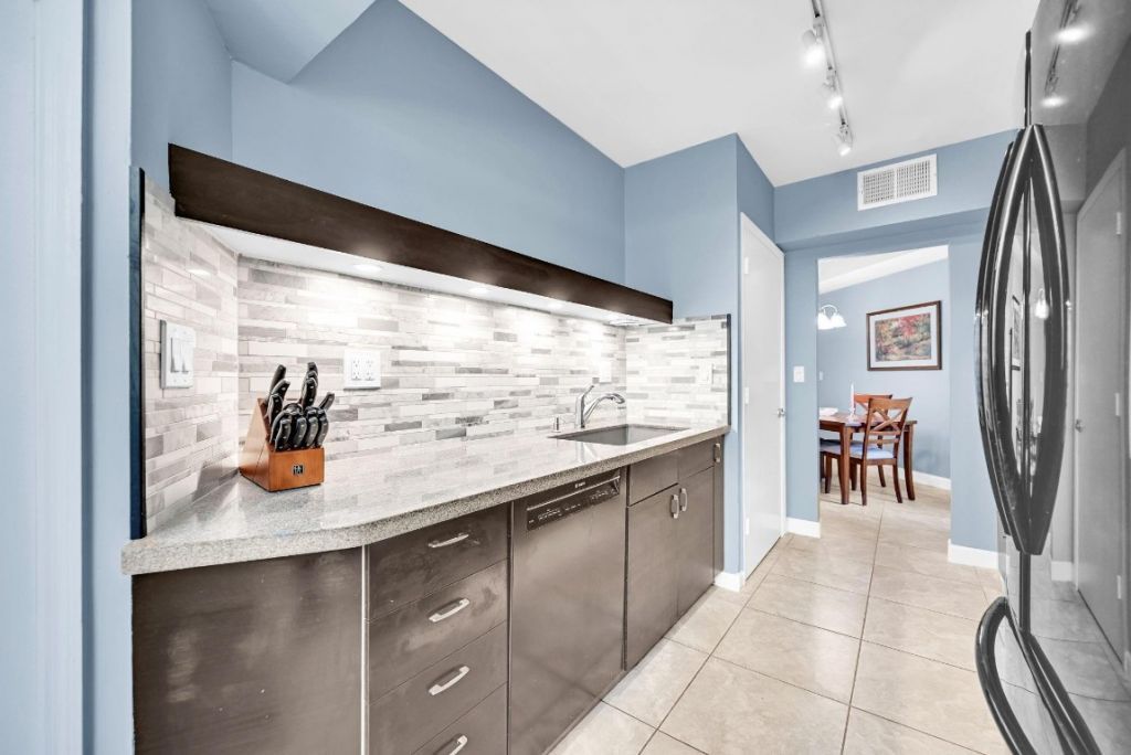 7200 Radice Court, Unit 107, Lauderhill, FL 33319 Photo