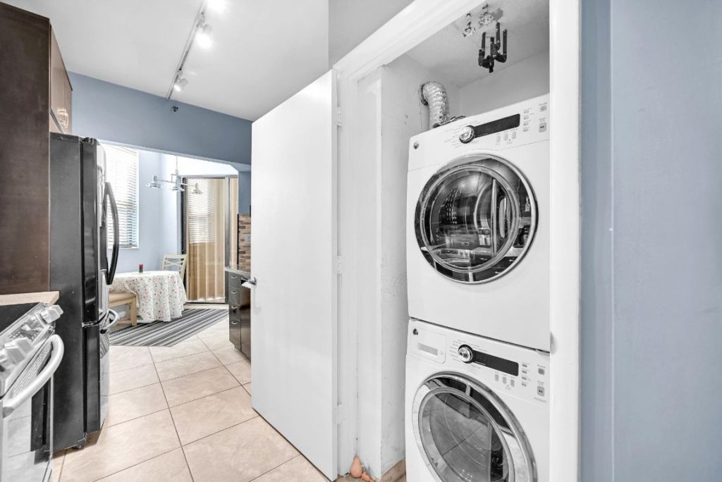 7200 Radice Court, Unit 107, Lauderhill, FL 33319 Photo