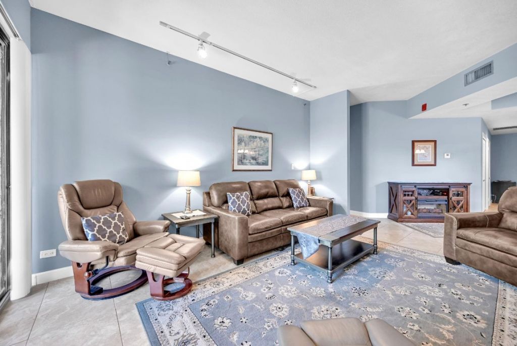 7200 Radice Court, Unit 107, Lauderhill, FL 33319 Photo