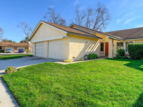 17132 Village 17, Camarillo, CA 93012