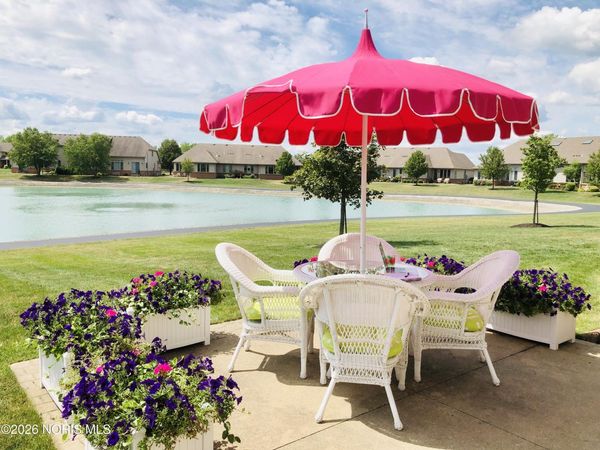 14857 Lake Winds Drive, Perrysburg, OH 43551