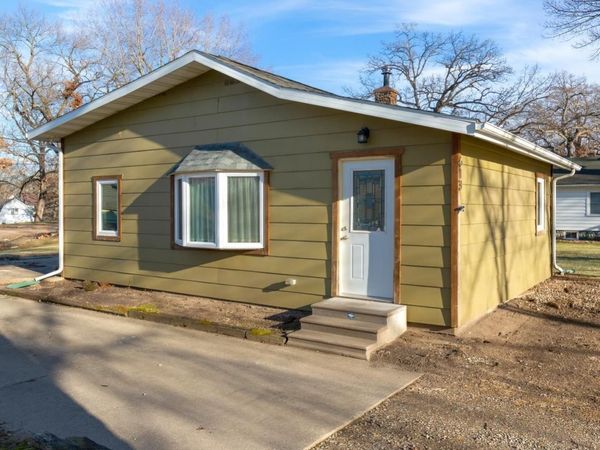 613 1st Street, Evansdale, IA 50707