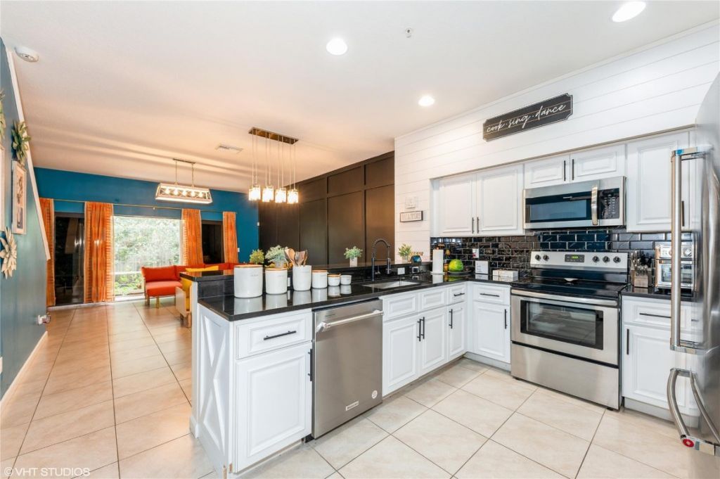 4466 Leo Lane, Riviera Beach, FL 33410 Photo