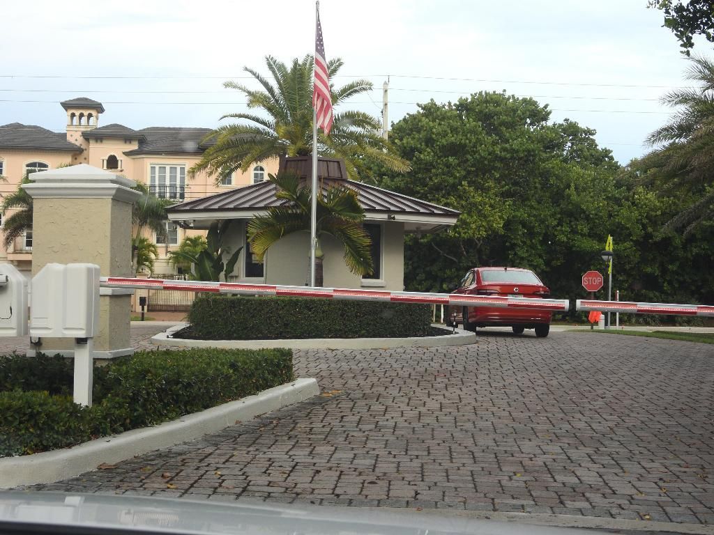 3912 S Ocean Boulevard, Unit 205, Highland Beach, FL 33487 Photo