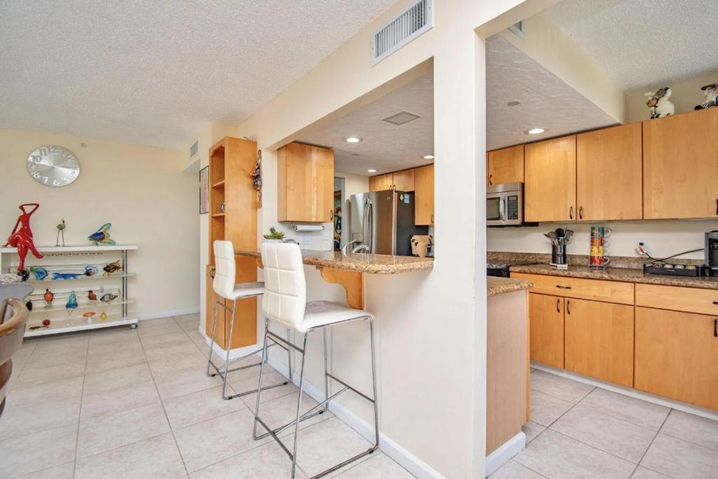 3912 S Ocean Boulevard, Unit 205, Highland Beach, FL 33487 Photo