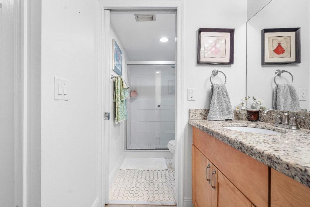 11863 Wimbledon Circle, Unit 413, Wellington, FL 33414 Photo