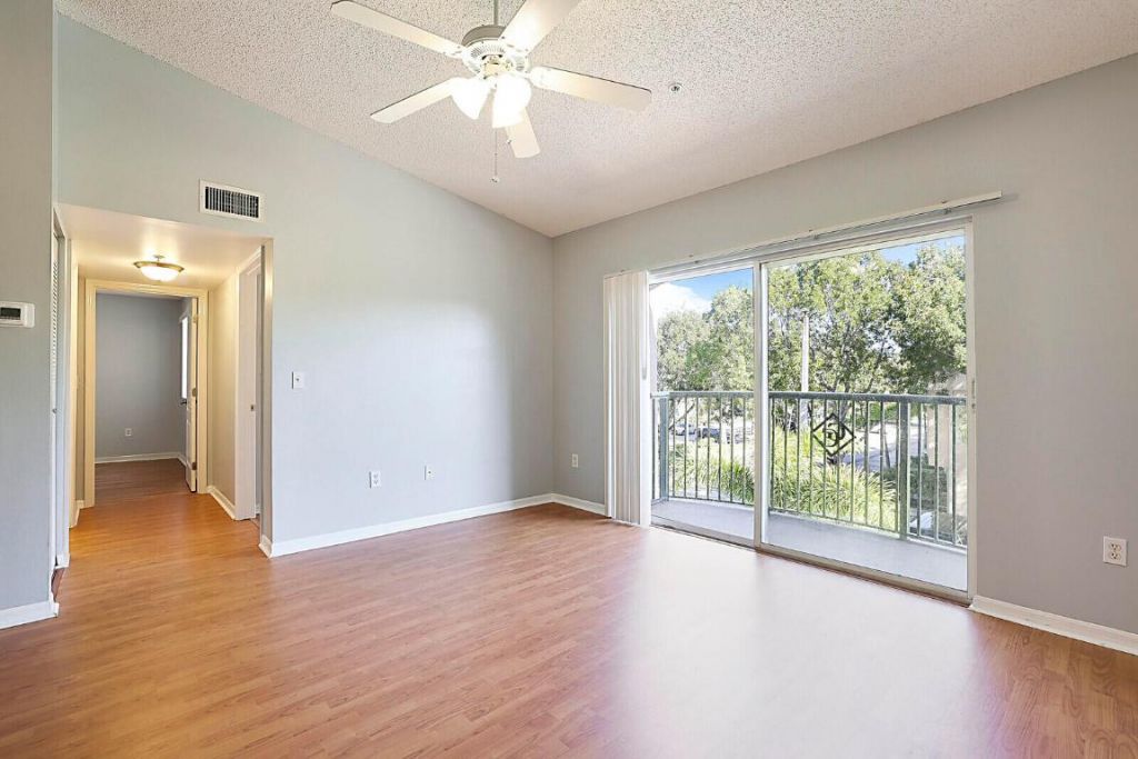 100 Crestwood Court N, Unit 113, Royal Palm Beach, FL 33411 Photo
