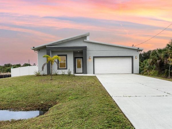 448 Saint Andre Boulevard, Palm Bay, FL 32908
