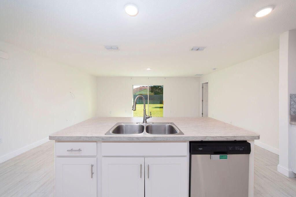 1381 SE Bayharbor Street, Port Saint Lucie, FL 34983 Photo