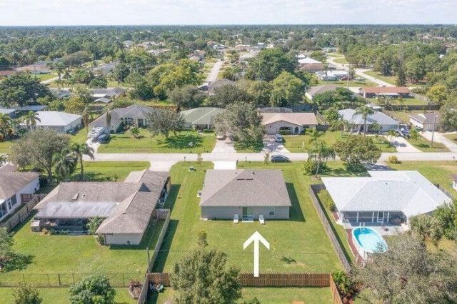 1381 SE Bayharbor Street, Port Saint Lucie, FL 34983 Photo