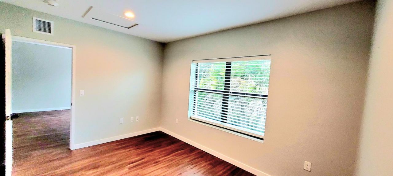 11810 SE Dixie Highway, Unit 1, Hobe Sound, FL 33455 Photo