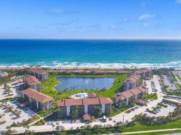 301 S Seas Drive, Unit 305, Jupiter, FL 33477