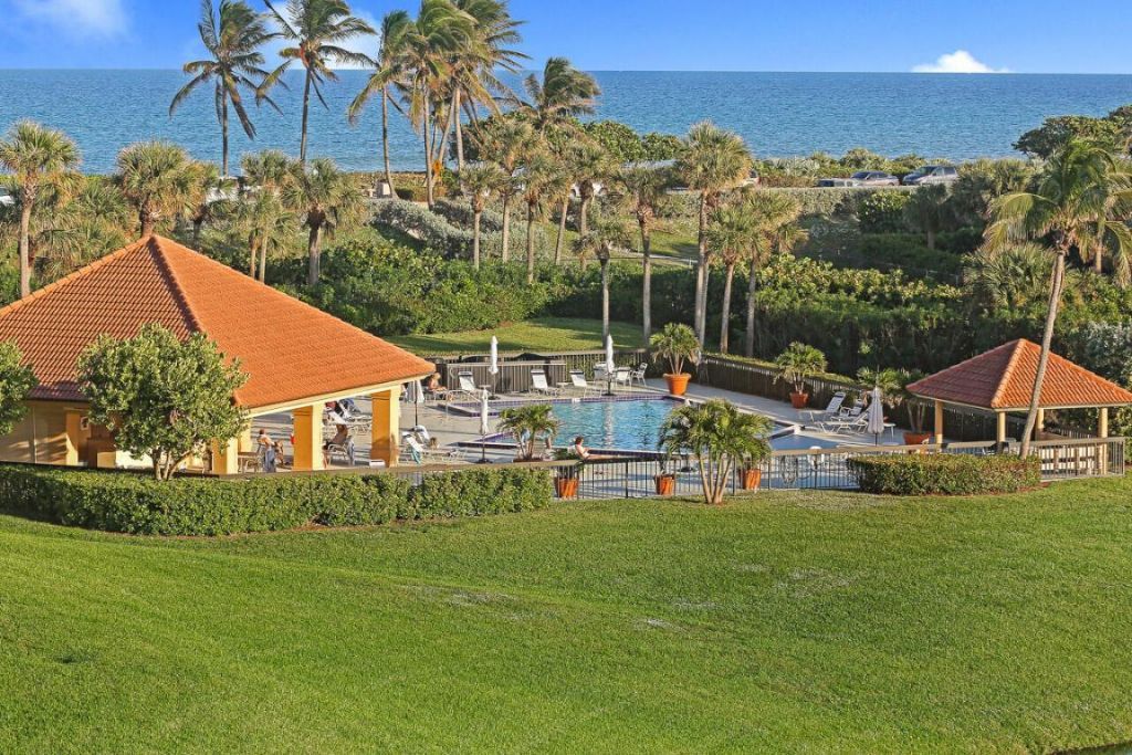 301 S Seas Drive, Unit 305, Jupiter, FL 33477 Photo