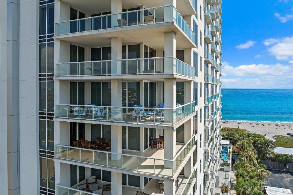 3730 N Ocean Drive, Unit 9d, Singer Island, FL 33404 Photo