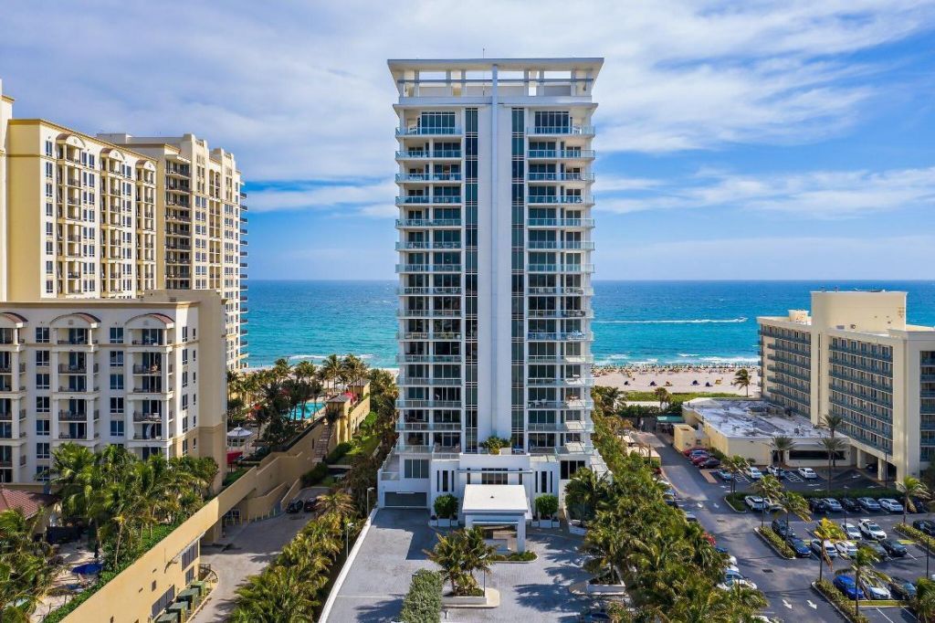 3730 N Ocean Drive, Unit 9d, Singer Island, FL 33404 Photo