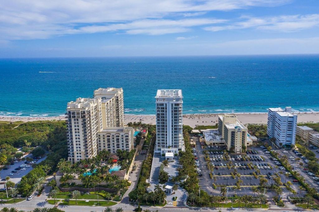 3730 N Ocean Drive, Unit 9d, Singer Island, FL 33404 Photo