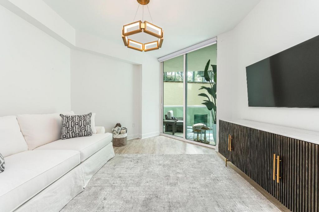 347 N New River Drive E, Unit 210, Fort Lauderdale, FL 33301 Photo