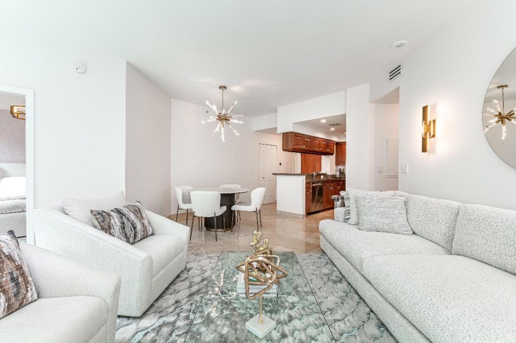 347 N New River Drive E, Unit 210, Fort Lauderdale, FL 33301 Photo