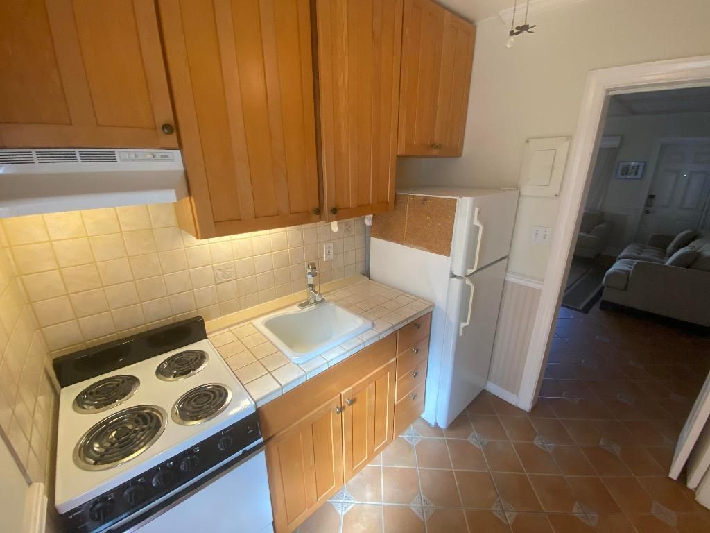 101 S Golfview Road, Unit 5, Lake Worth Beach, FL 33460 Photo