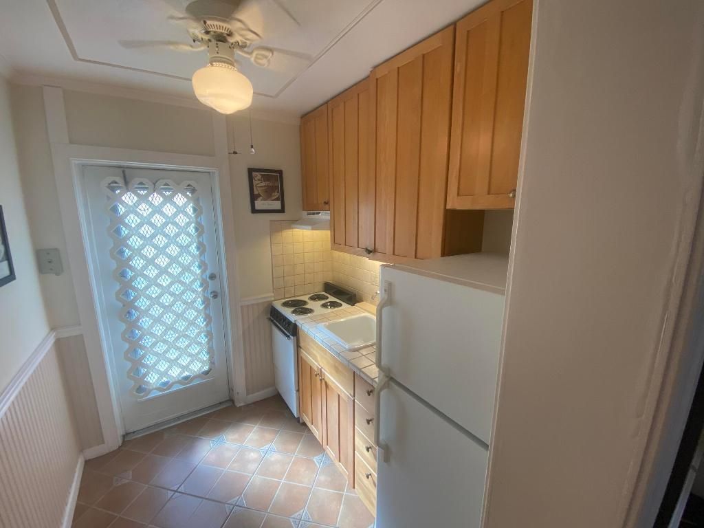 101 S Golfview Road, Unit 5, Lake Worth Beach, FL 33460 Photo