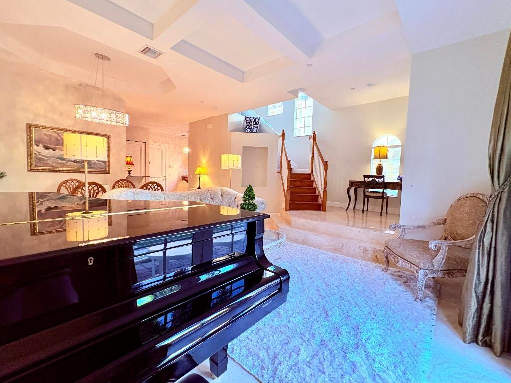 315 NE 69th Circle, Boca Raton, FL 33487 Photo