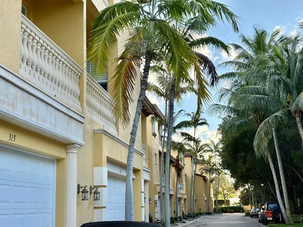 315 NE 69th Circle, Boca Raton, FL 33487 Photo