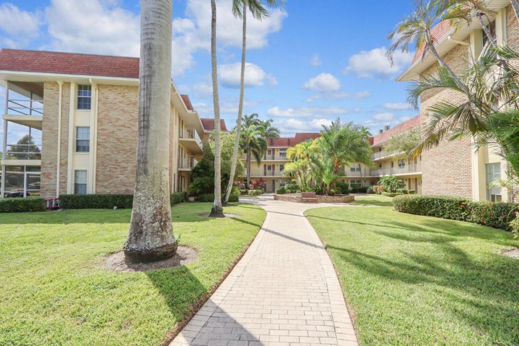 5540 Tamberlane Circle, Unit 118, Palm Beach Gardens, FL 33418 Photo