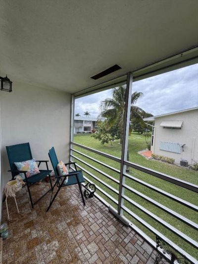 70 Easthampton C, West Palm Beach, FL 33417 Photo