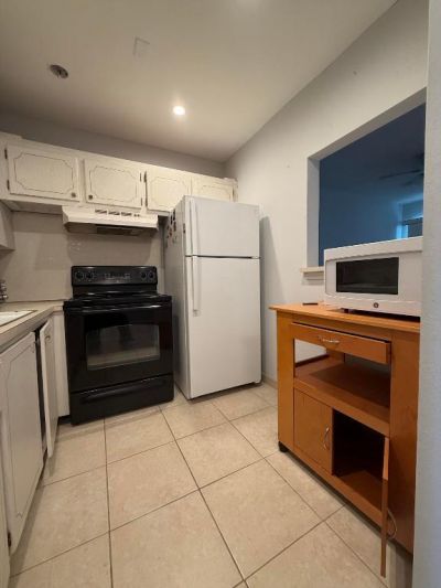 70 Easthampton C, West Palm Beach, FL 33417 Photo