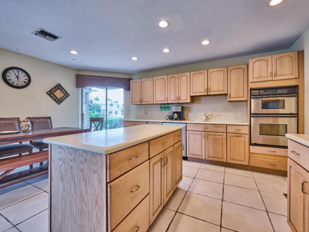 2810 NE 48th Court, Lighthouse Point, FL 33064 Photo