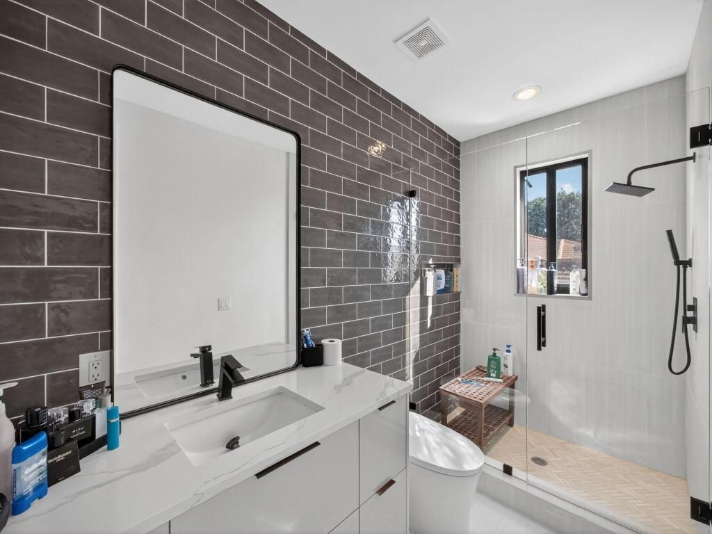 125 Pembroke Drive, Palm Beach Gardens, FL 33418 Photo