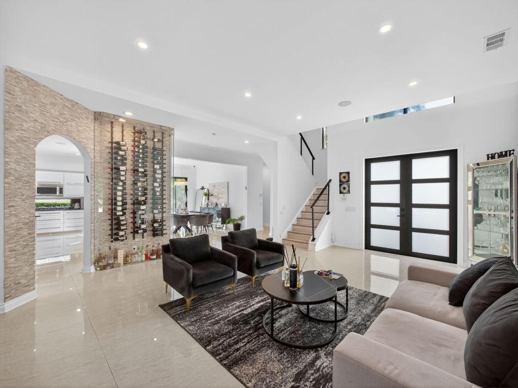 125 Pembroke Drive, Palm Beach Gardens, FL 33418 Photo