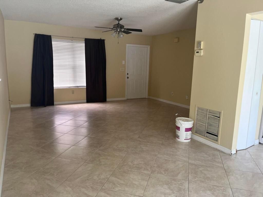 1401 SE Belcrest Street, Port Saint Lucie, FL 34952 Photo