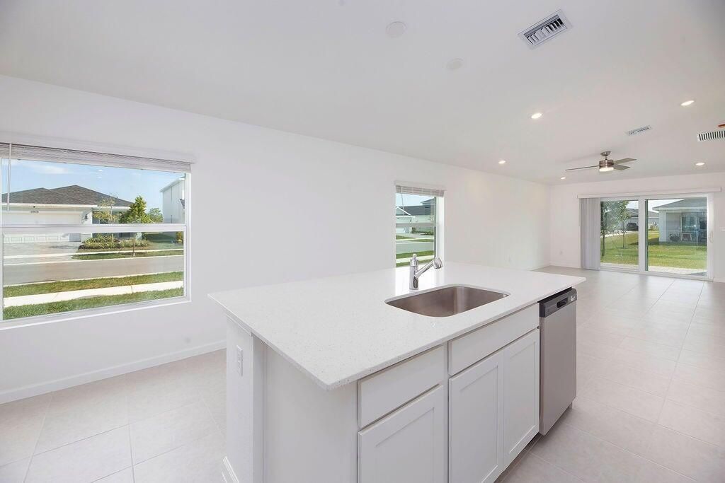 11146 NW Fernbrook Drive, Port Saint Lucie, FL 34987 Photo