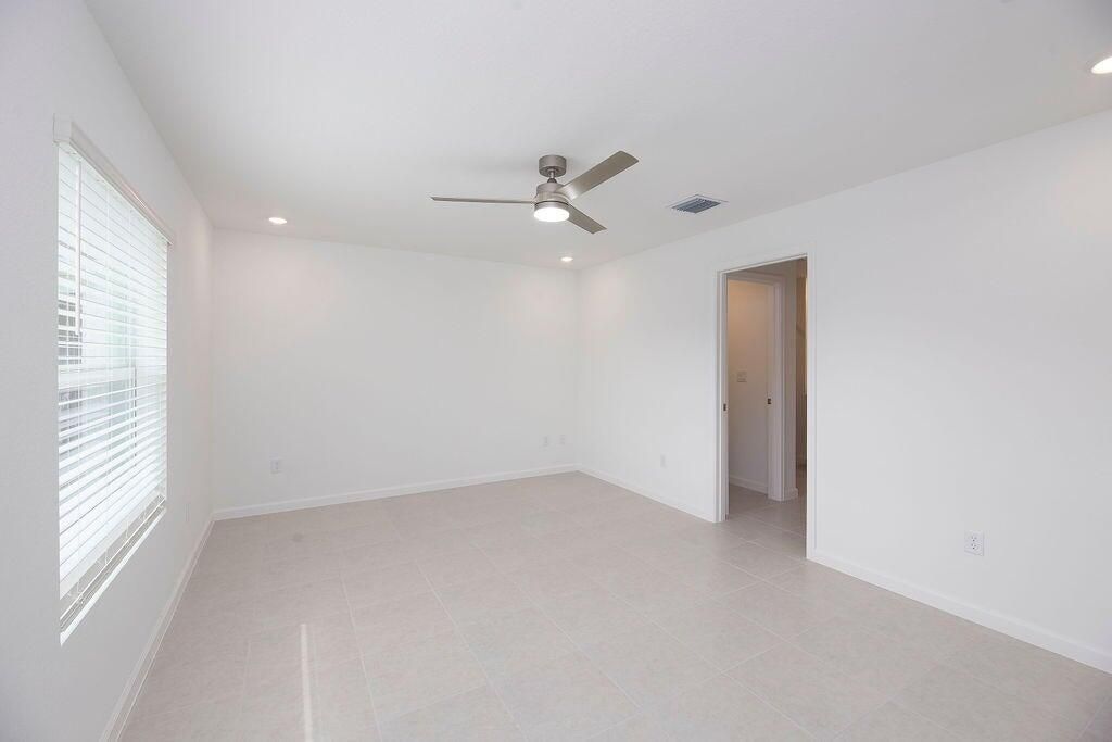 11146 NW Fernbrook Drive, Port Saint Lucie, FL 34987 Photo