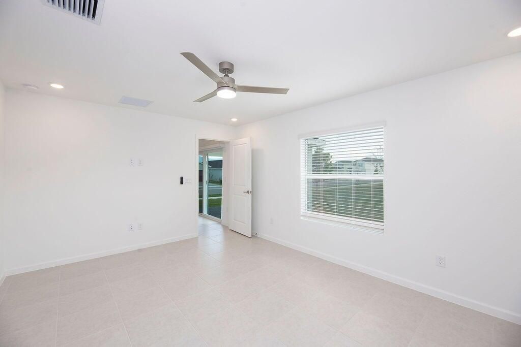 11146 NW Fernbrook Drive, Port Saint Lucie, FL 34987 Photo