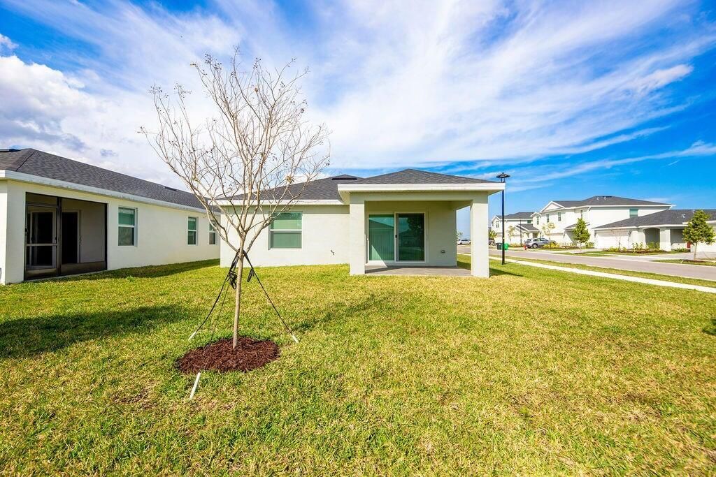 11146 NW Fernbrook Drive, Port Saint Lucie, FL 34987 Photo