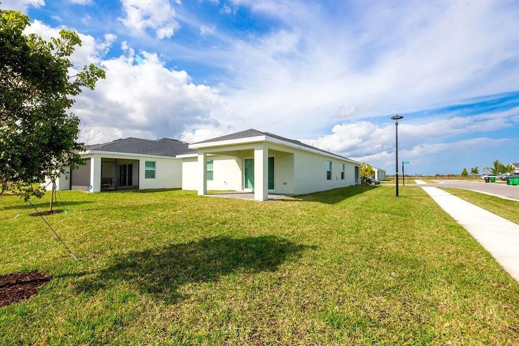 11146 NW Fernbrook Drive, Port Saint Lucie, FL 34987 Photo