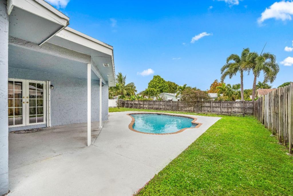 1775 SW 8th Street, Boca Raton, FL 33486 Photo