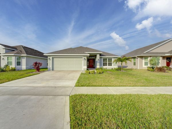 5327 Vespera Street, Fort Pierce, FL 34951