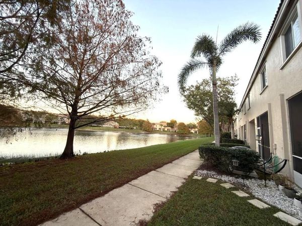 5048 Palmbrooke Circle, West Palm Beach, FL 33417