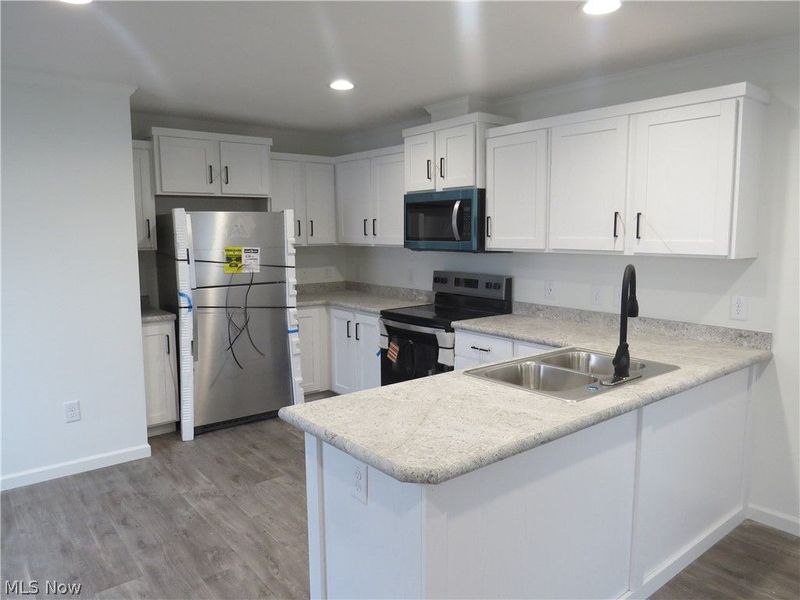2659 Lake Breeze Drive, Madison, OH 44057 Photo 2